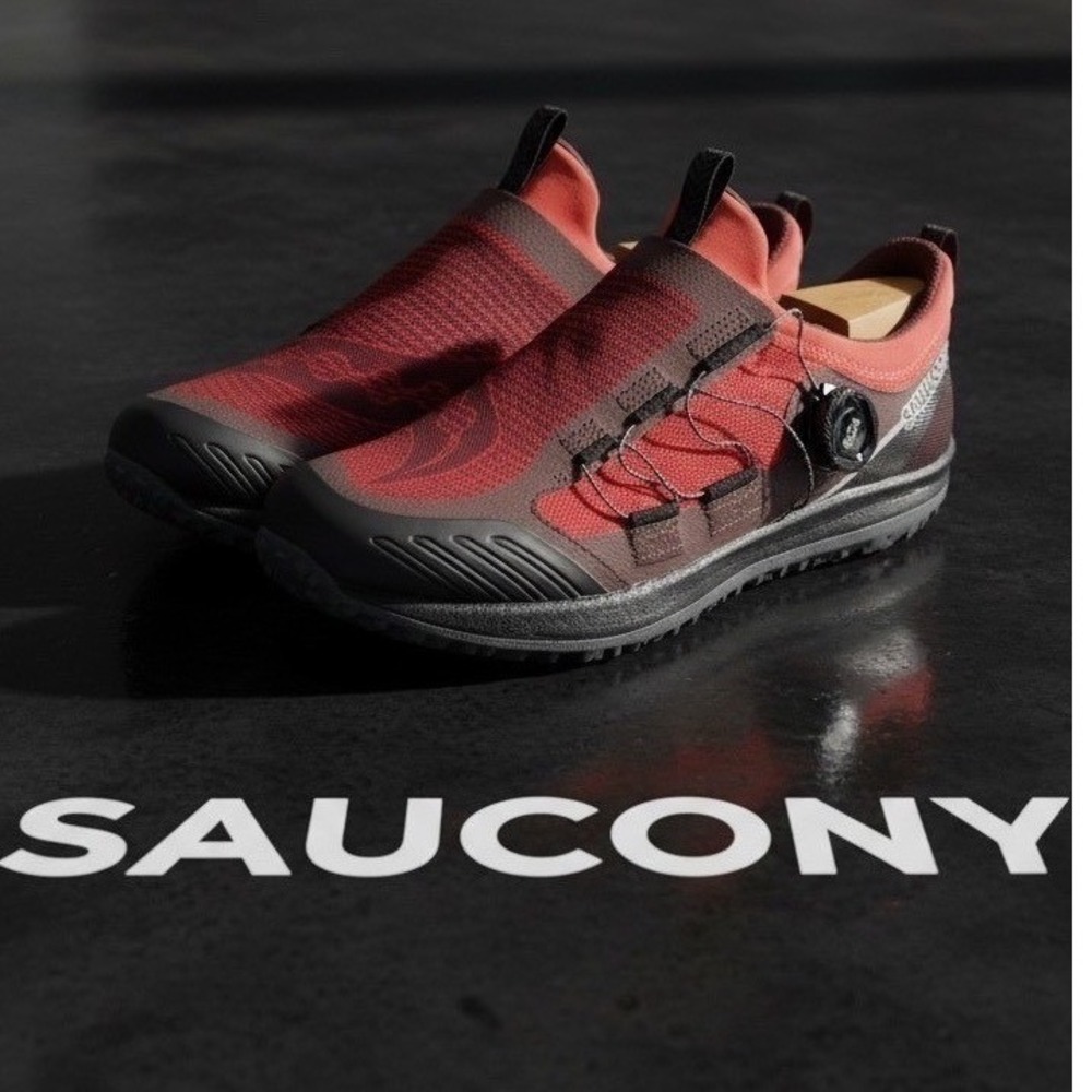 Saucony Switchback 2 Mens Trail Running Shoes Red Black BOA S20581-30 Size 9